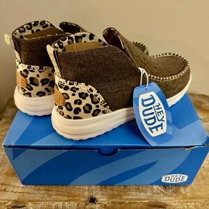Hey Dude Denny Crafted Leopard - NIB